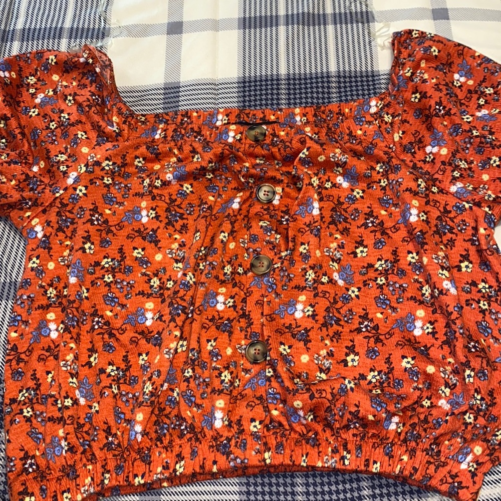 (New) off the shoulder shirt